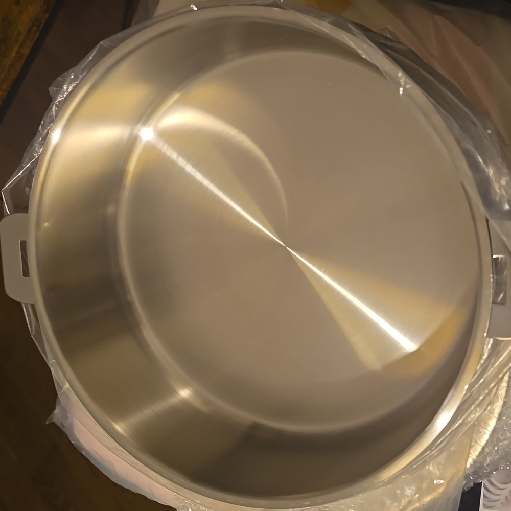Cristel Stainless Steel Strate Rem Saute 5.5 Qt. + Lid, Retail Price $439.95US - Picture 15 of 16